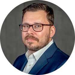 Nick Stanescu headshot